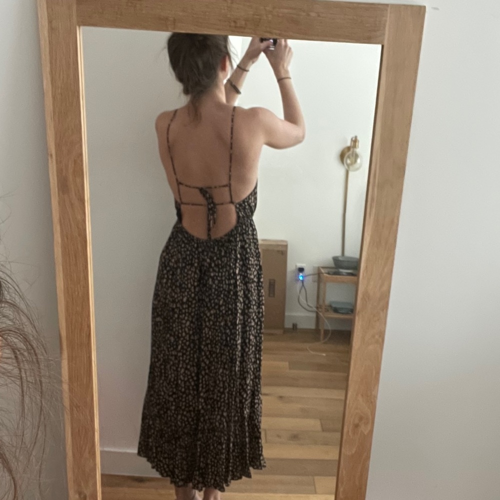 Open Back Sundresx - Picture 3 of 4